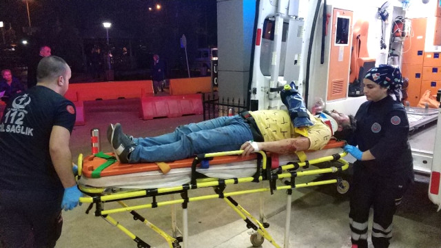 Samsun’da Otomobil Şarampole Yuvarlandı: 2 Yaralı