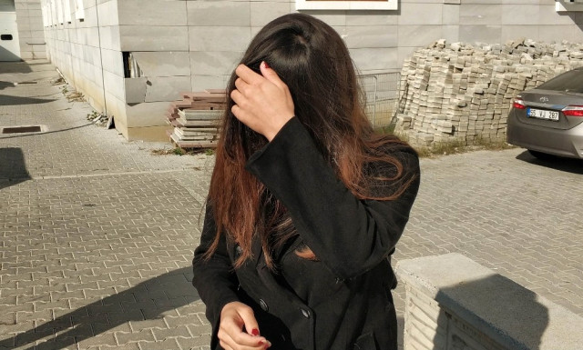 Araştırma Görevlisi Eşini Bıçaklayan Üniversite Öğrencisi Kadın Adliyeye Sevk Edildi