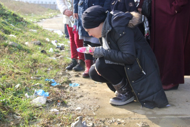 Merve’nin Öldürüldüğü Yere Karanfil Bıraktılar