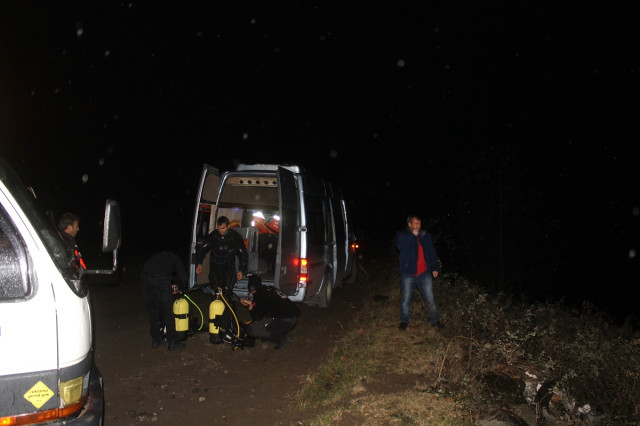 Samsun da Otomobil Irmağa Uçtu: 2 Yaralı