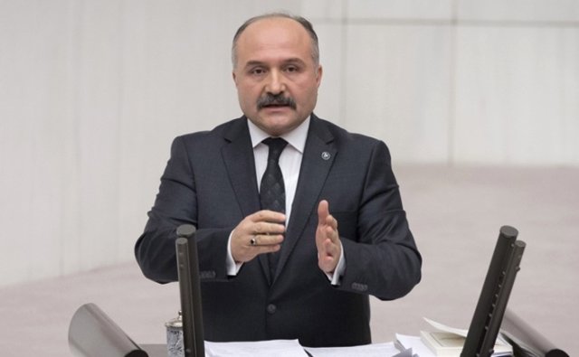 Usta, Samsun Büyükşehir Belediye başkanlığına aday oldu