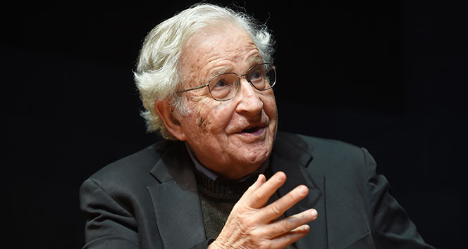 ABD’li filozof Chomsky: ‘İsraril’in ABD’ye müdahalesi görmezden geliniyor’