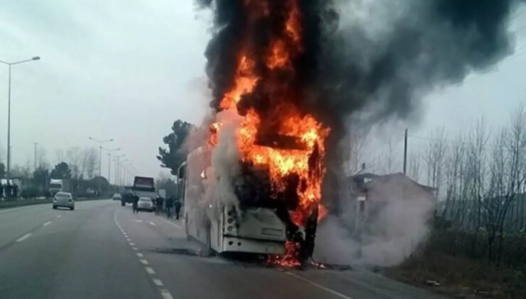 Samsun’dan yola çıkan otobüs alev alev yandı, yolcular canını sıkıntı kurtardı