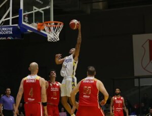 Kapaklıspor, Pizza Bulls Cedi Osman’a Mağlup Oldu