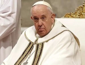 Papa, Irak’ta iki suikast teşebbüsü atlattığını açıkladı